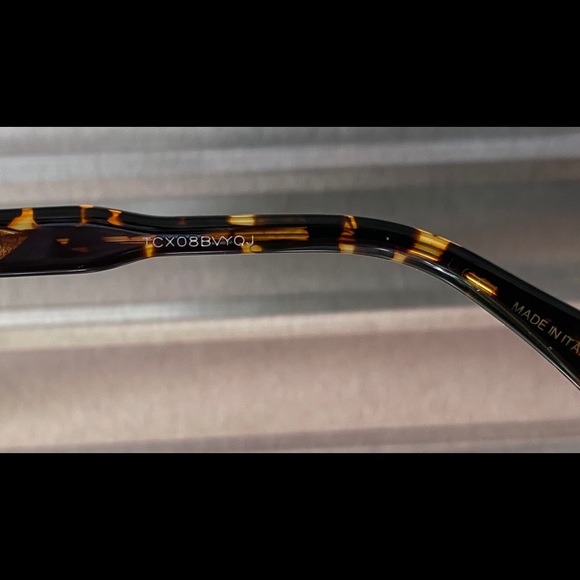 Gucci eyewear main image 6